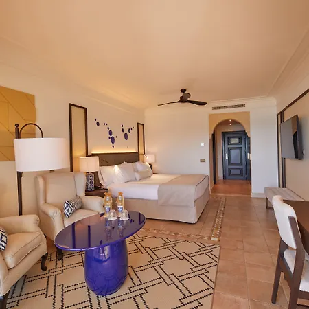 Отель Secrets Bahia Real & Adults Only Коральео